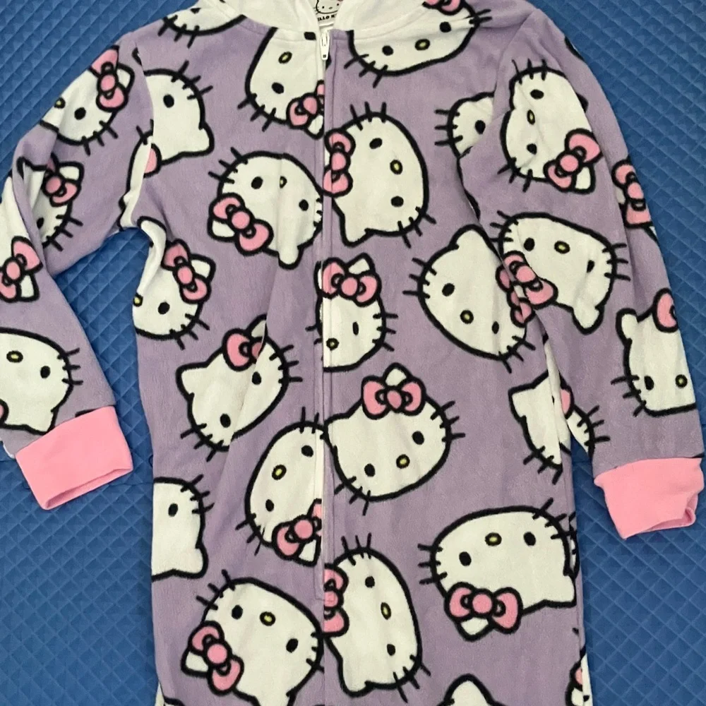 Hello Kitty hello kitty