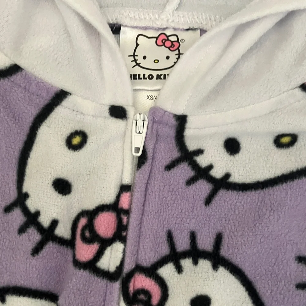 Hello Kitty hello kitty