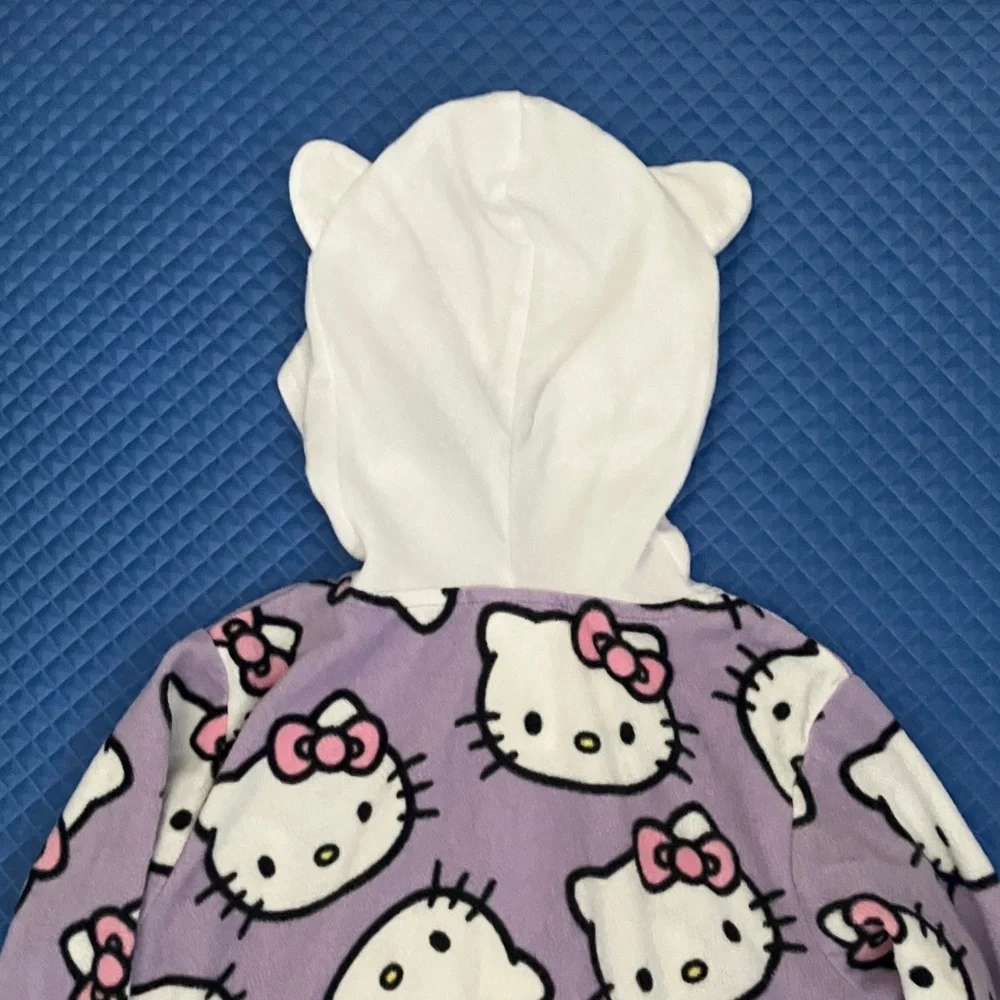 Hello Kitty hello kitty