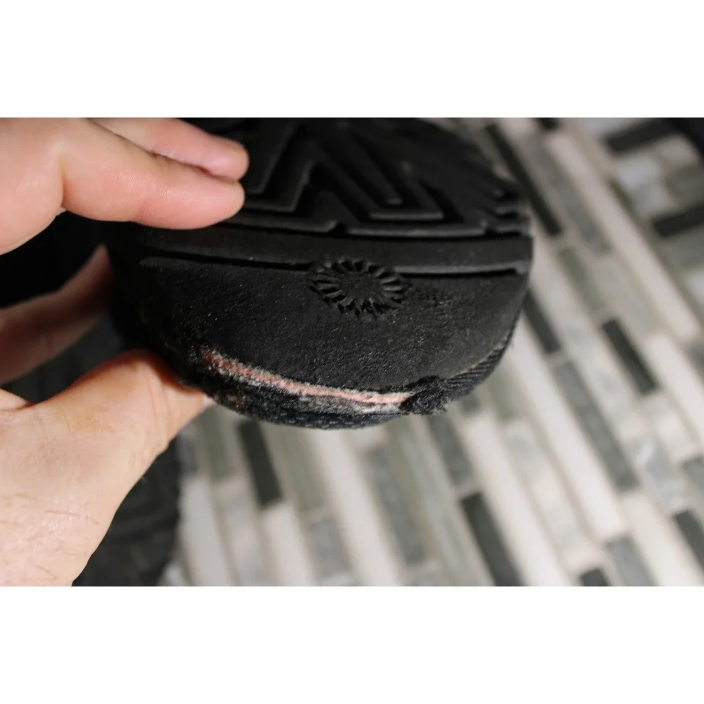 UGG 3236 neumel