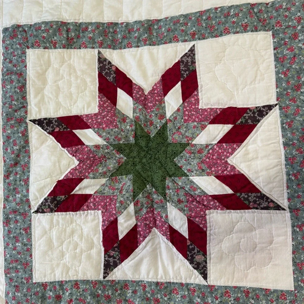 Quilt Patchwork Lone Star Red Green Pink Diamond Border Cottage Vintage Handmade