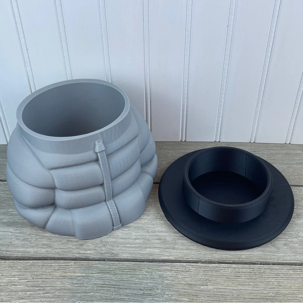 Quirky Puffy Jacket Planter Pot, Inflated Jacket Flower Pot, Indoor planter