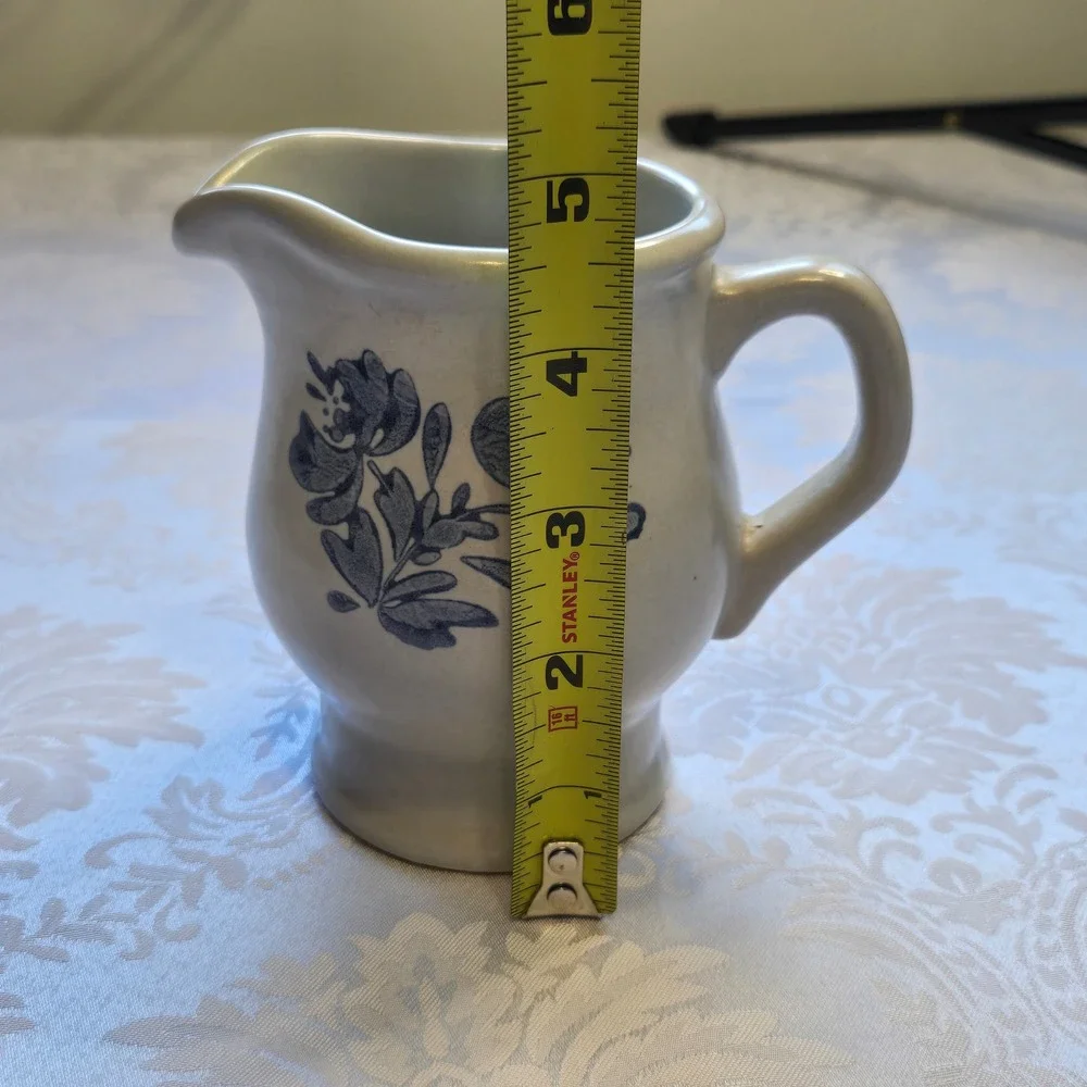 Pfaltzgraff yorktowne stoneware