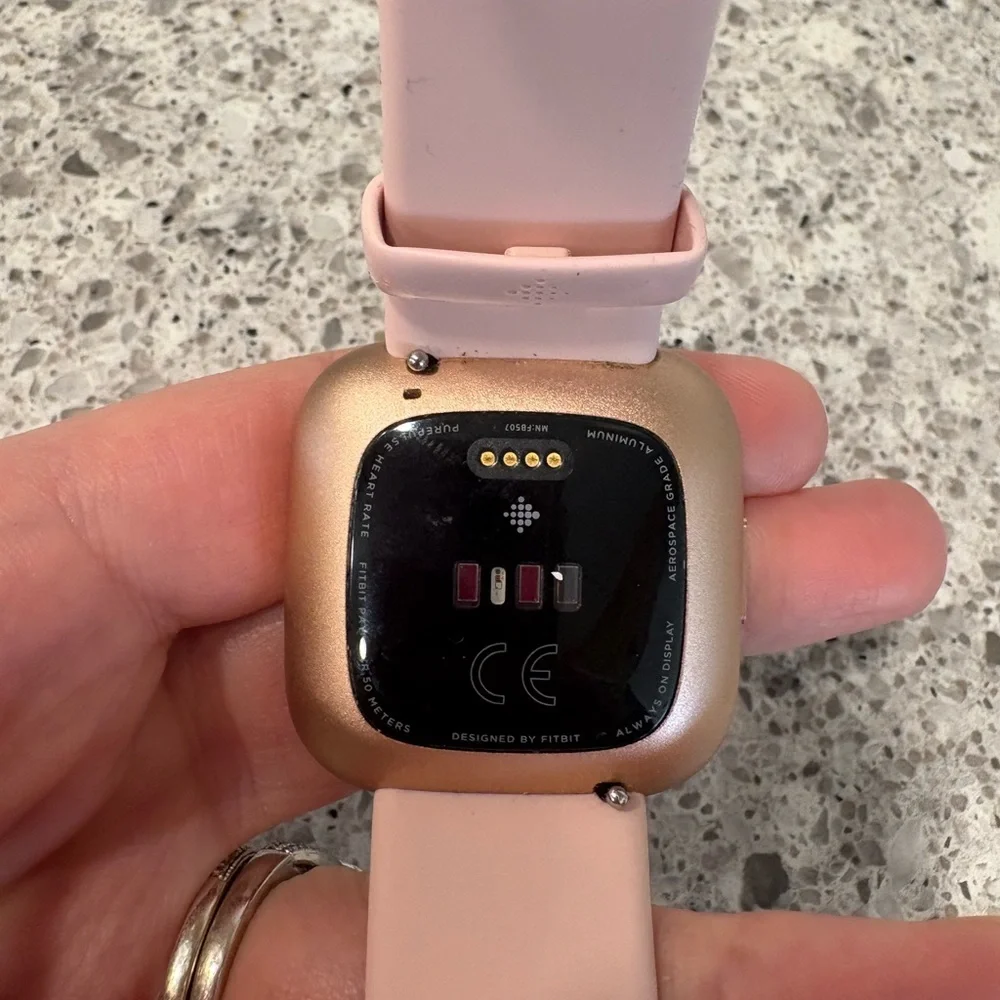 fitbit pre owned
