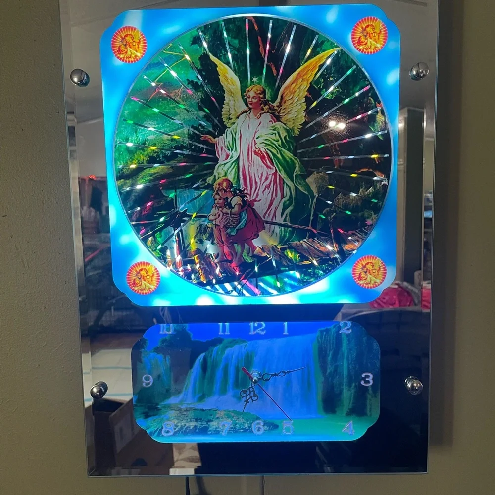 Vtg Mirrored Guardian Angel Wall Lamp w/Psychedelic Motion  Lights & Clock