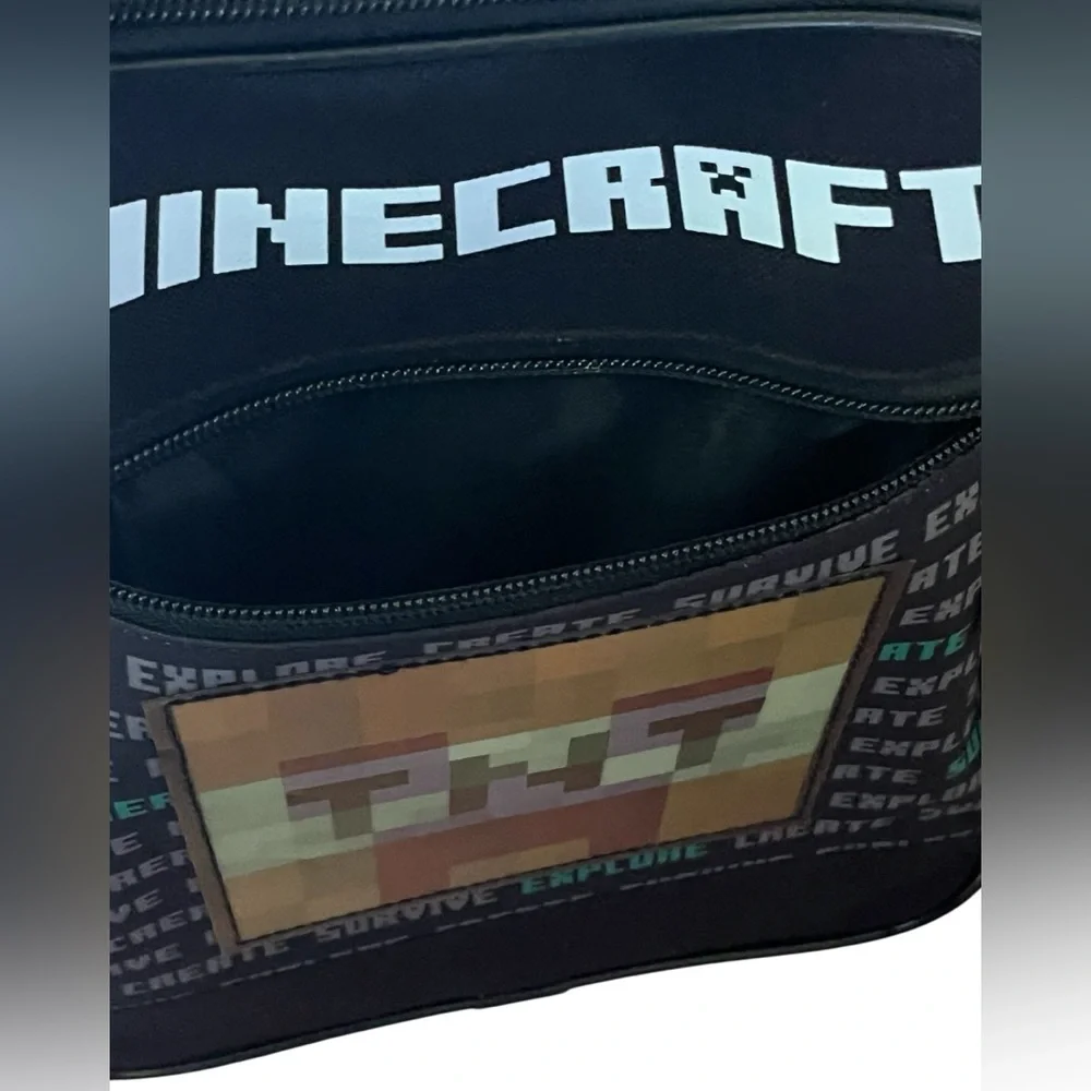 Bioworld minecraft backpack