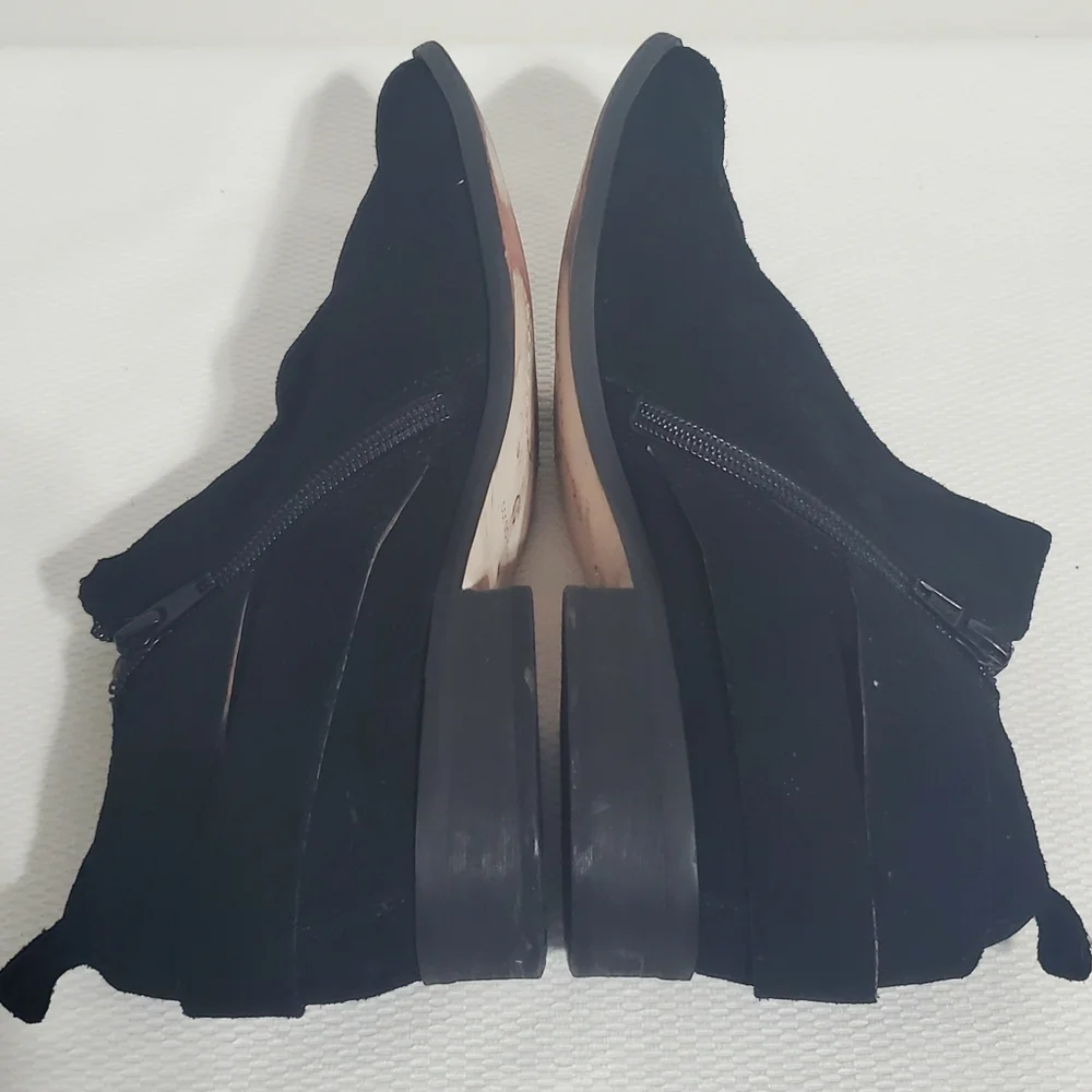 Corso Como detail suede