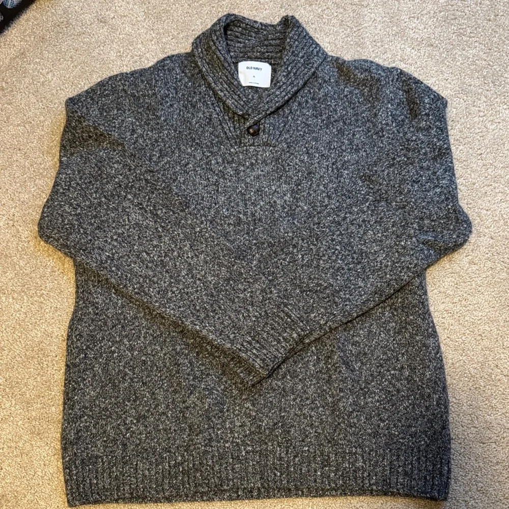 NWOT Old Navy men’s shawl collar sweater - grey/black. Size XL