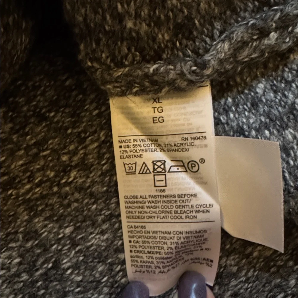 NWOT Old Navy men’s shawl collar sweater - grey/black. Size XL