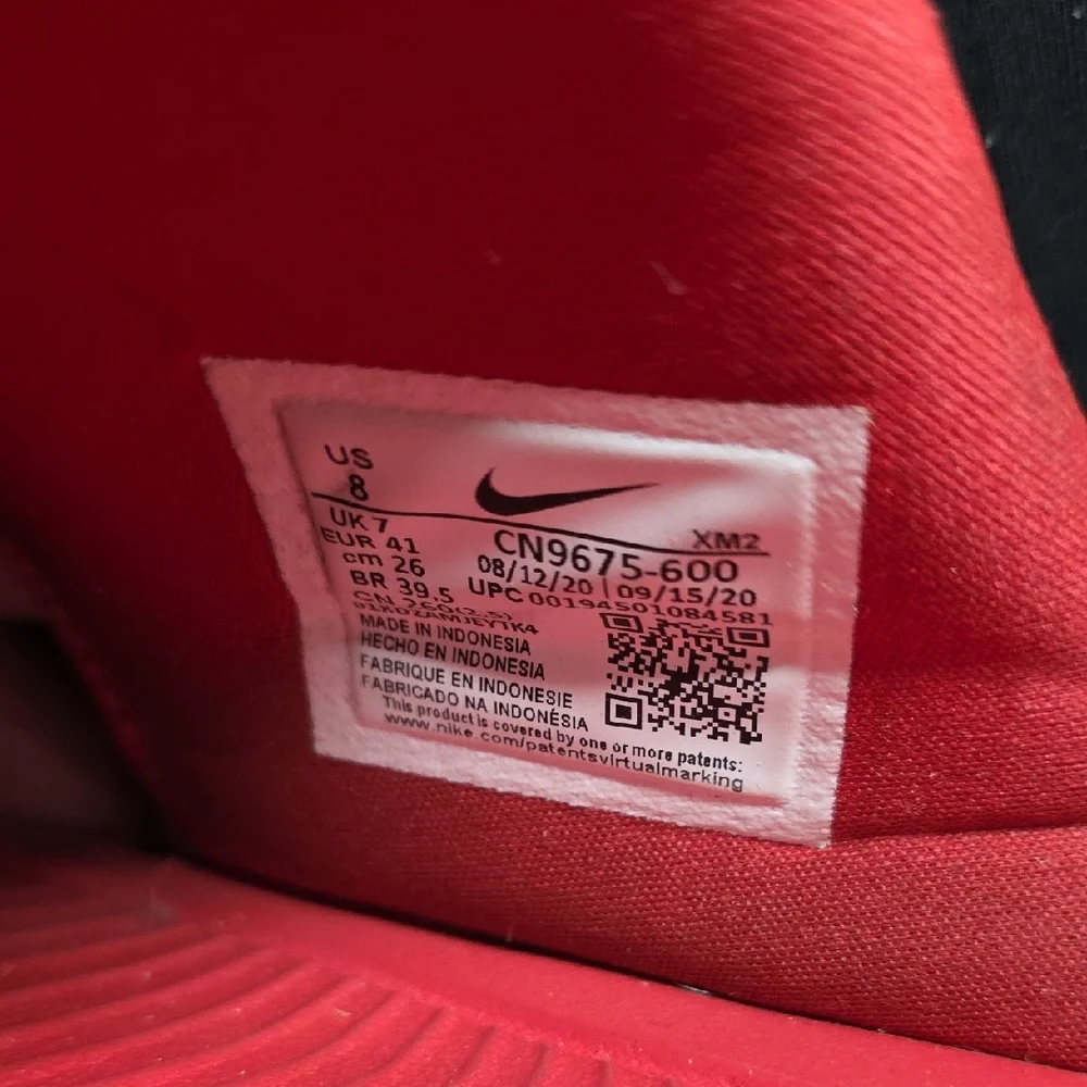 Nike bold red