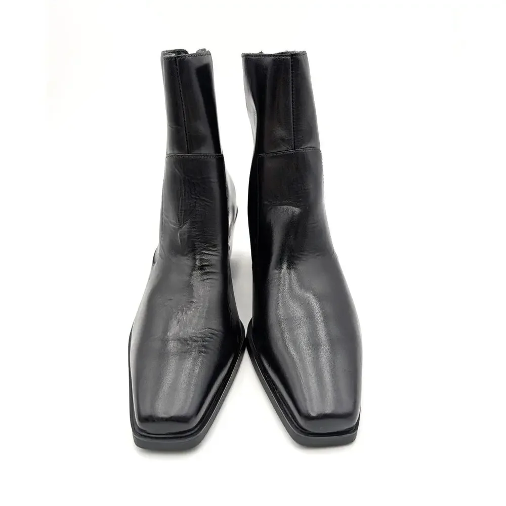 Vince Camuto vince camuto