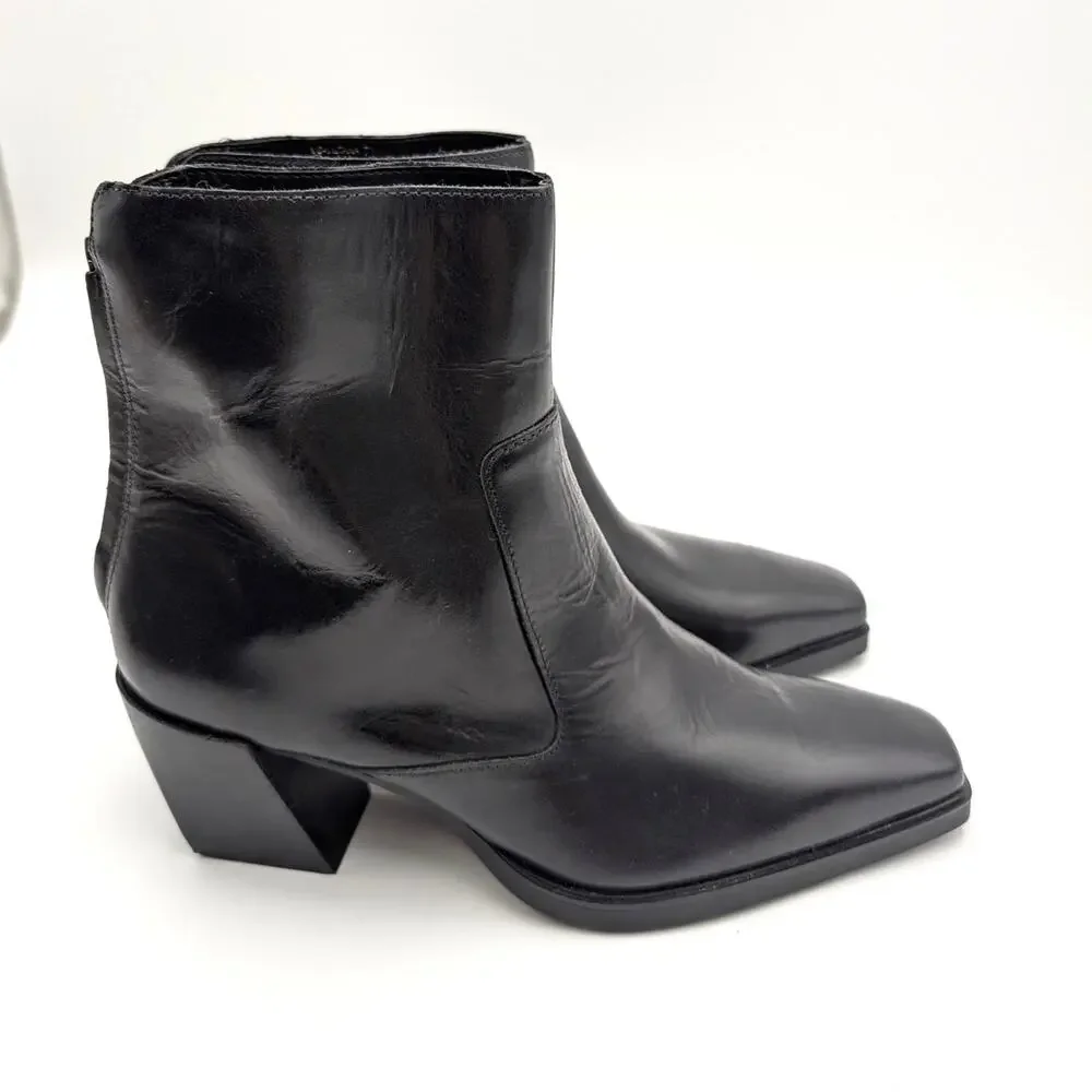 Vince Camuto vince camuto