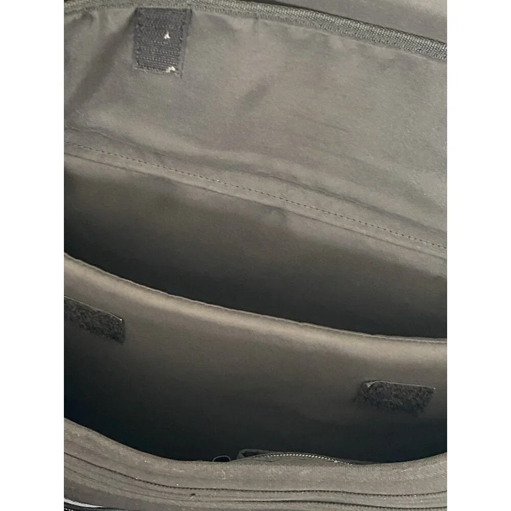 Targus black good