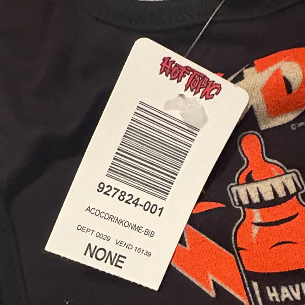 Hot Topic stylish bib