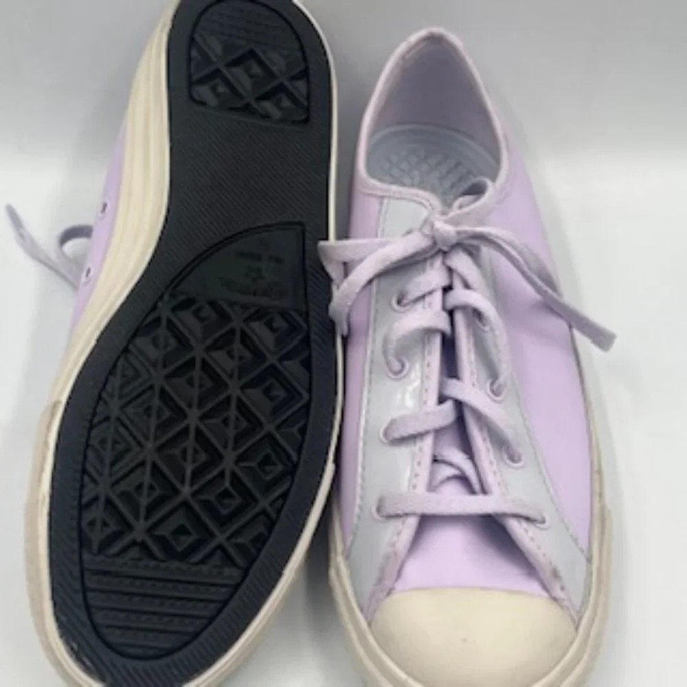 NEW Converse Sneakers Chuck Taylor All Star Dainty OX Women’s Sz 8 Lavender NWOB