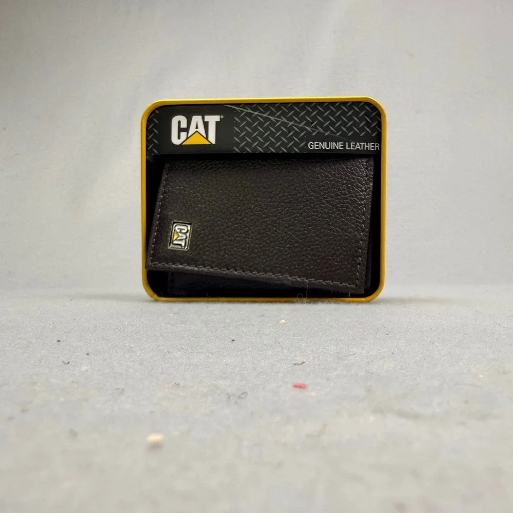 Cat caterpillar trifold