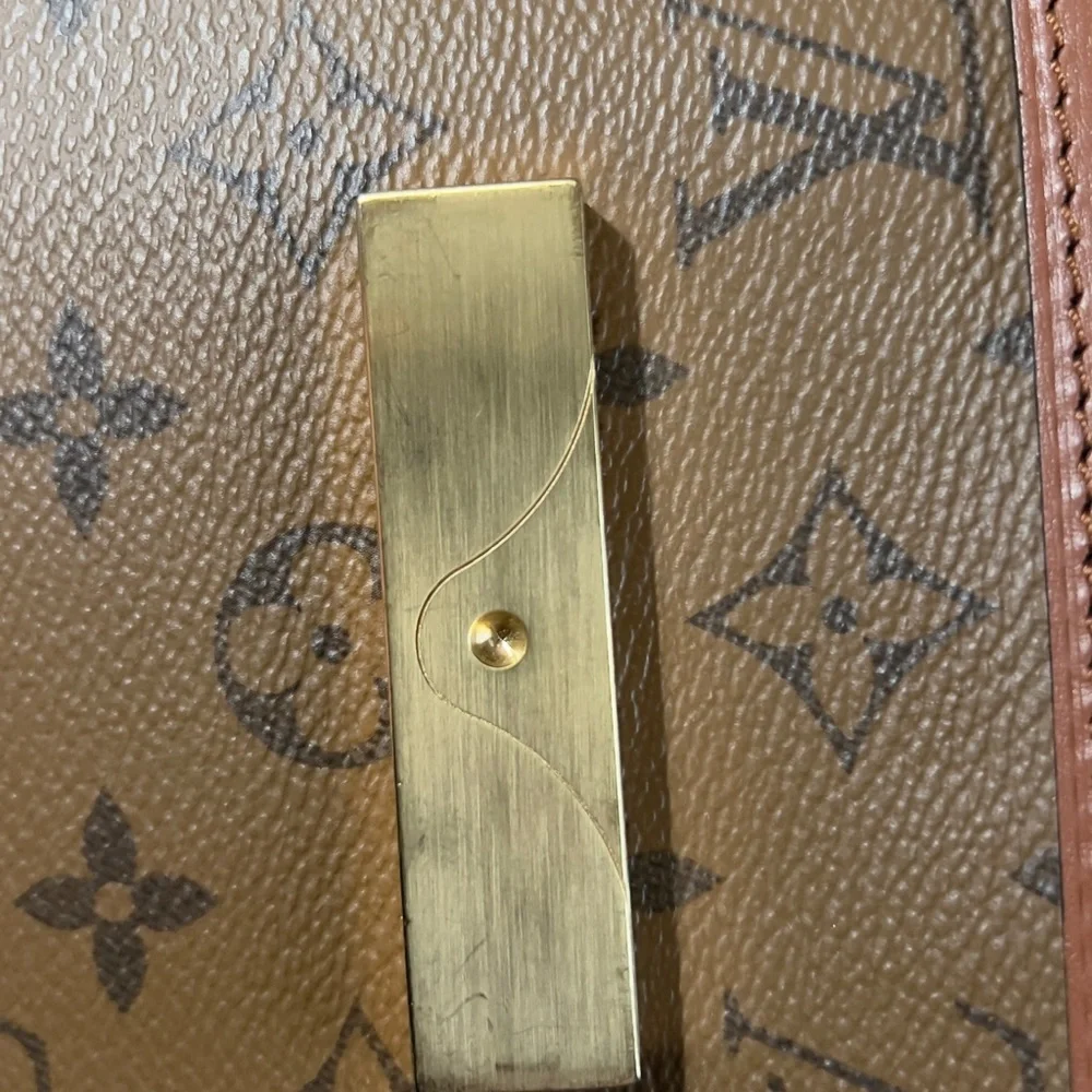 Louis Vuitton authentic or