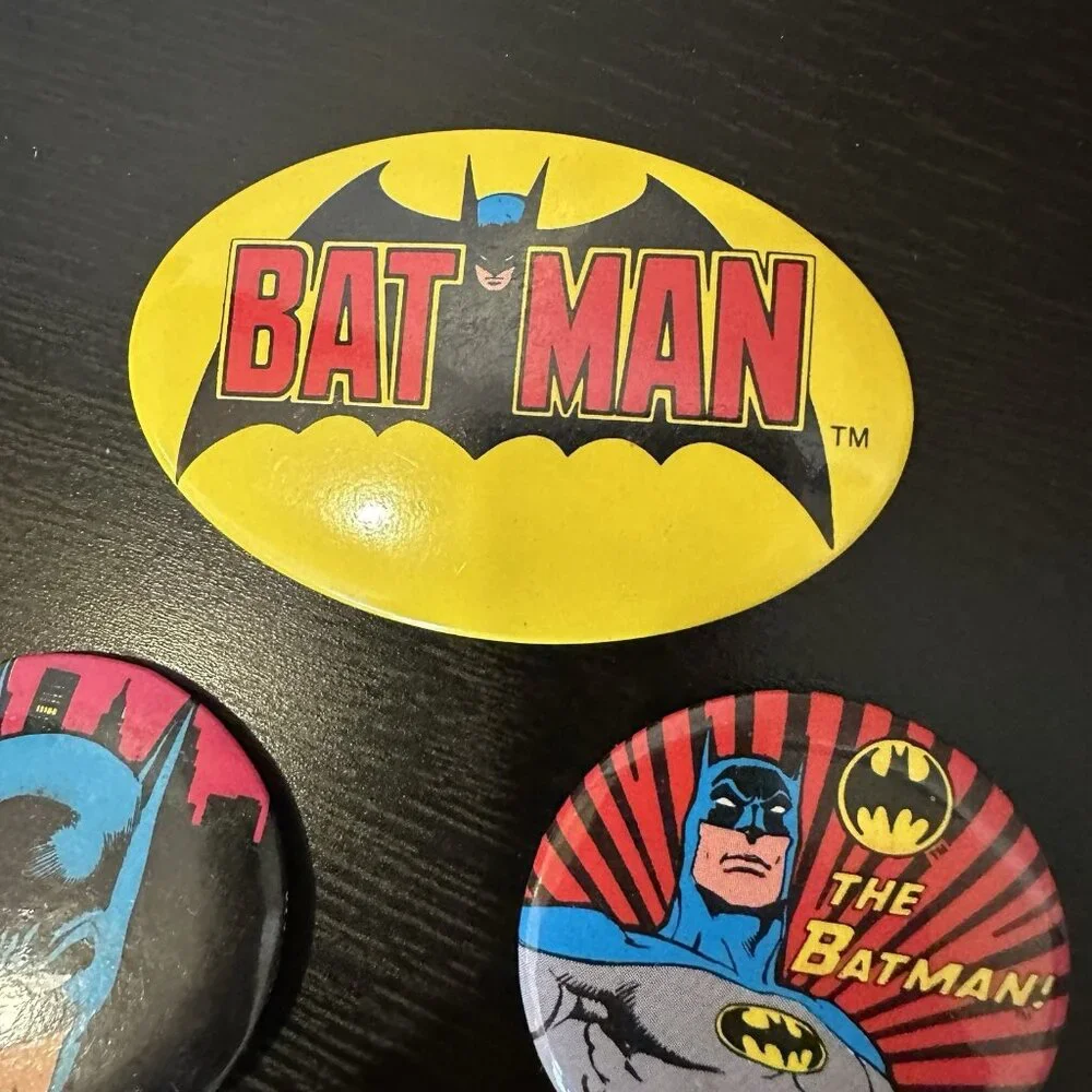 DC Comics three pins