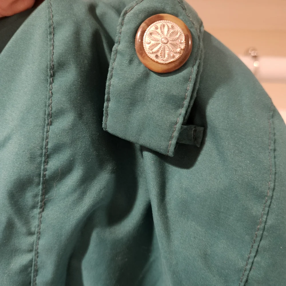 Vintage Obermeyer Girls (8) Teal Snowsuit with Red Embroidery