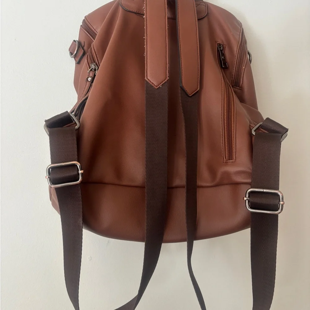 Cluci adjustable backpack multiple