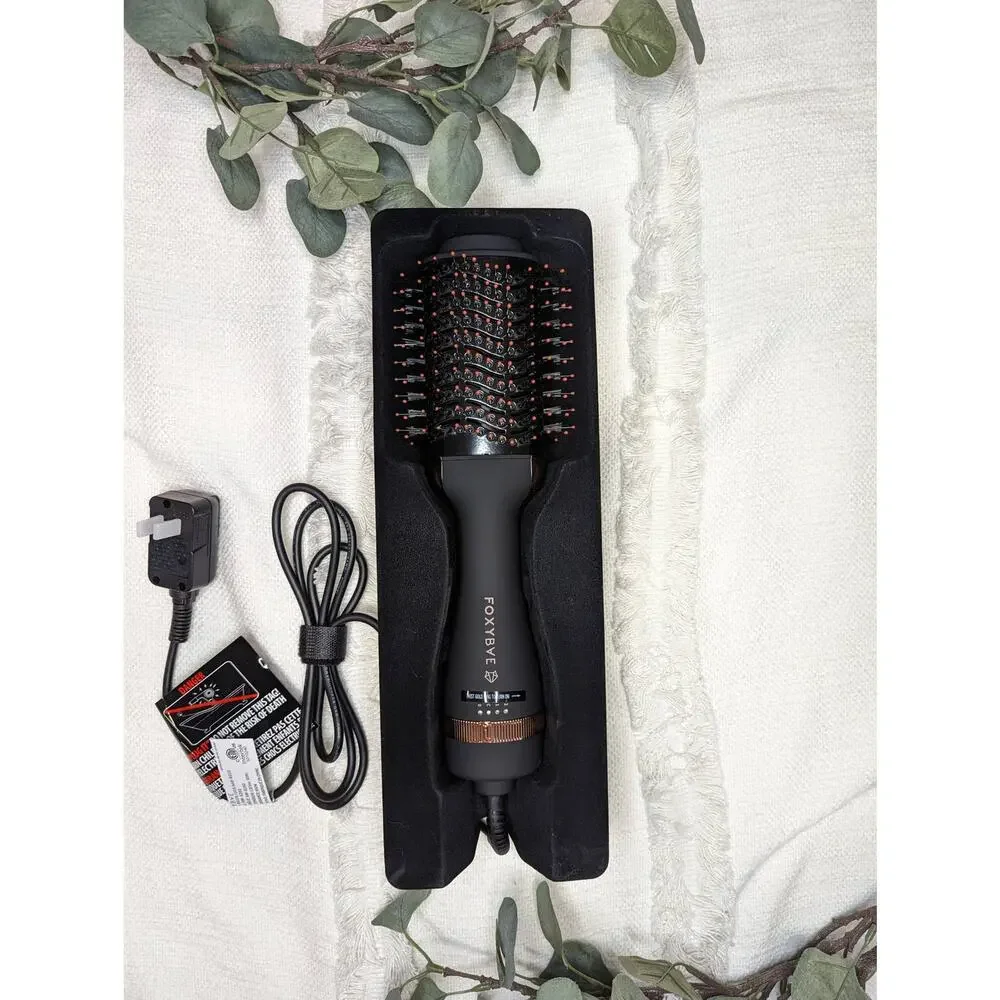 FOXYBAE Rose Gold Blowout Dryer Brush Pro