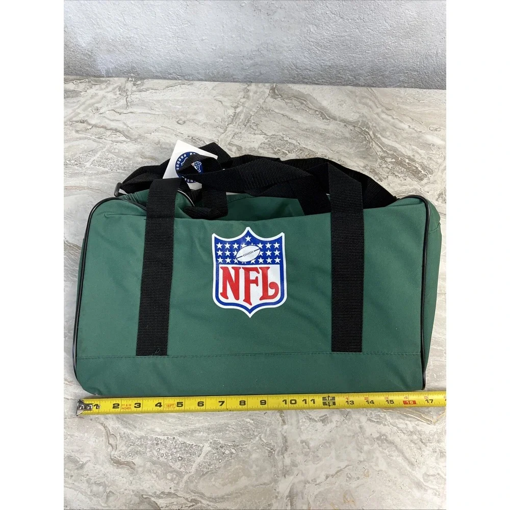 NWT NFL Duffel Sports Athletic Bag Practice Gym Work Out Carry On