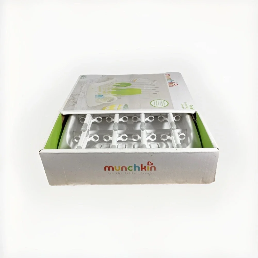 Munchkin bottles item feeding