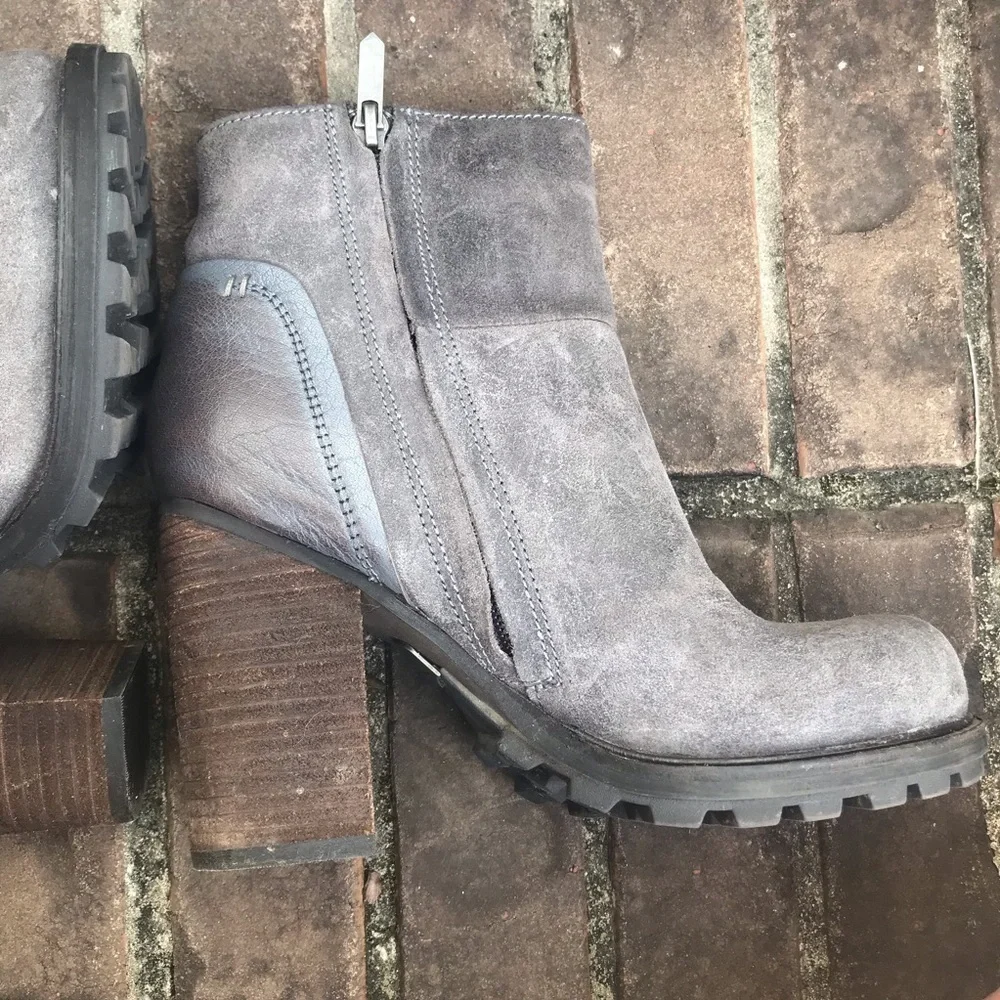 Sam Edelman very good