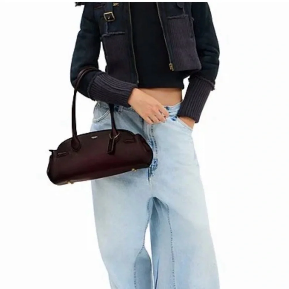 Coach Empire Carryall Bag 34