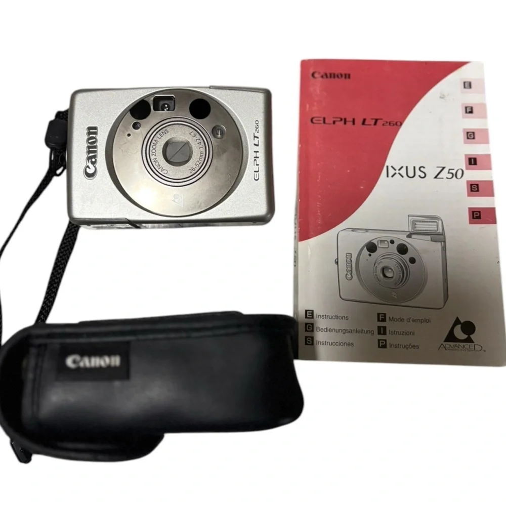 Canon IXUS Z50 Silver Camera with Case