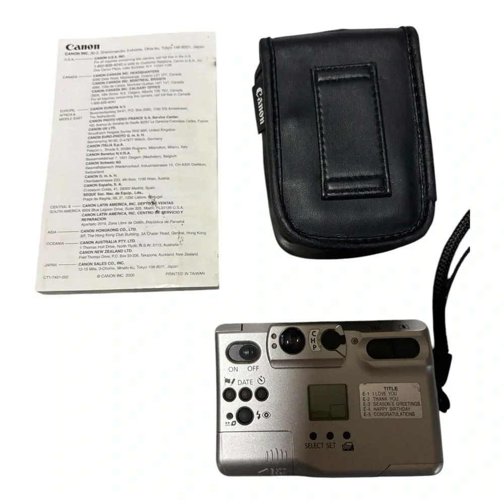 Canon IXUS Z50 Silver Camera with Case