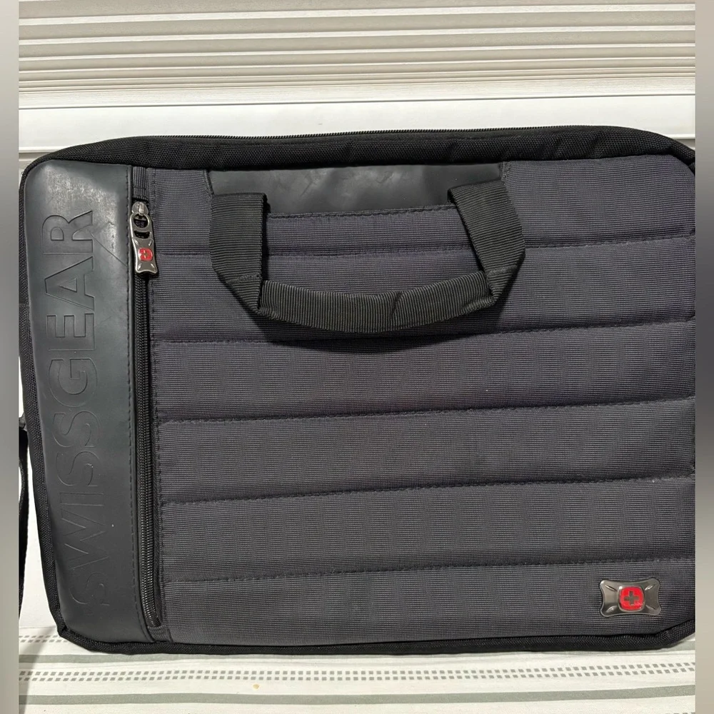 SWISSGEAR Anthem 17