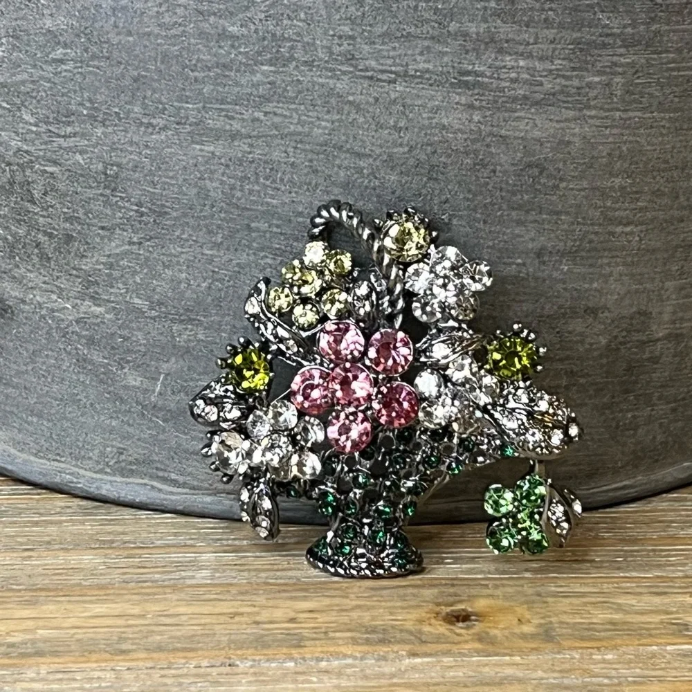 Vintage-Style Flower Basket Brooch Pin, Rhinestone Bouquet
