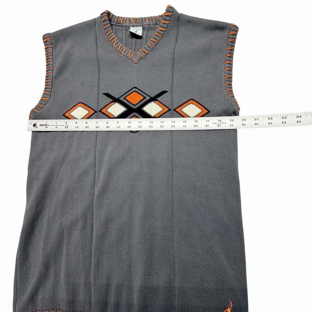 Nike details brand