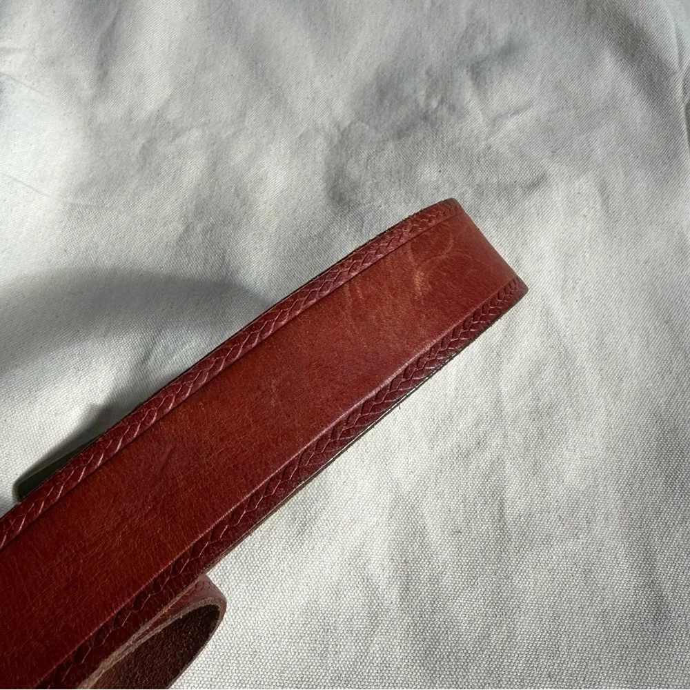 Levi’s Genuine Leather & Brass Mens Brown Belt size 34