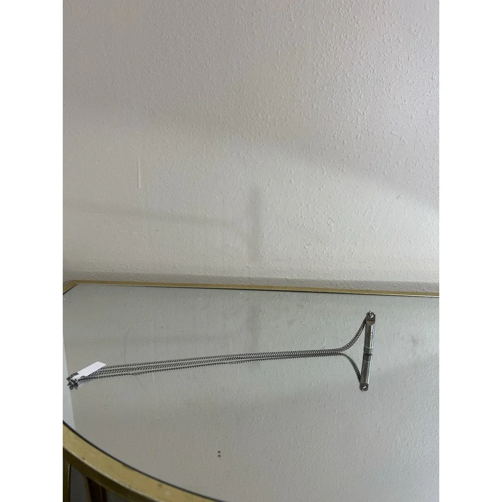 The Unbranded Brand vintage stainless