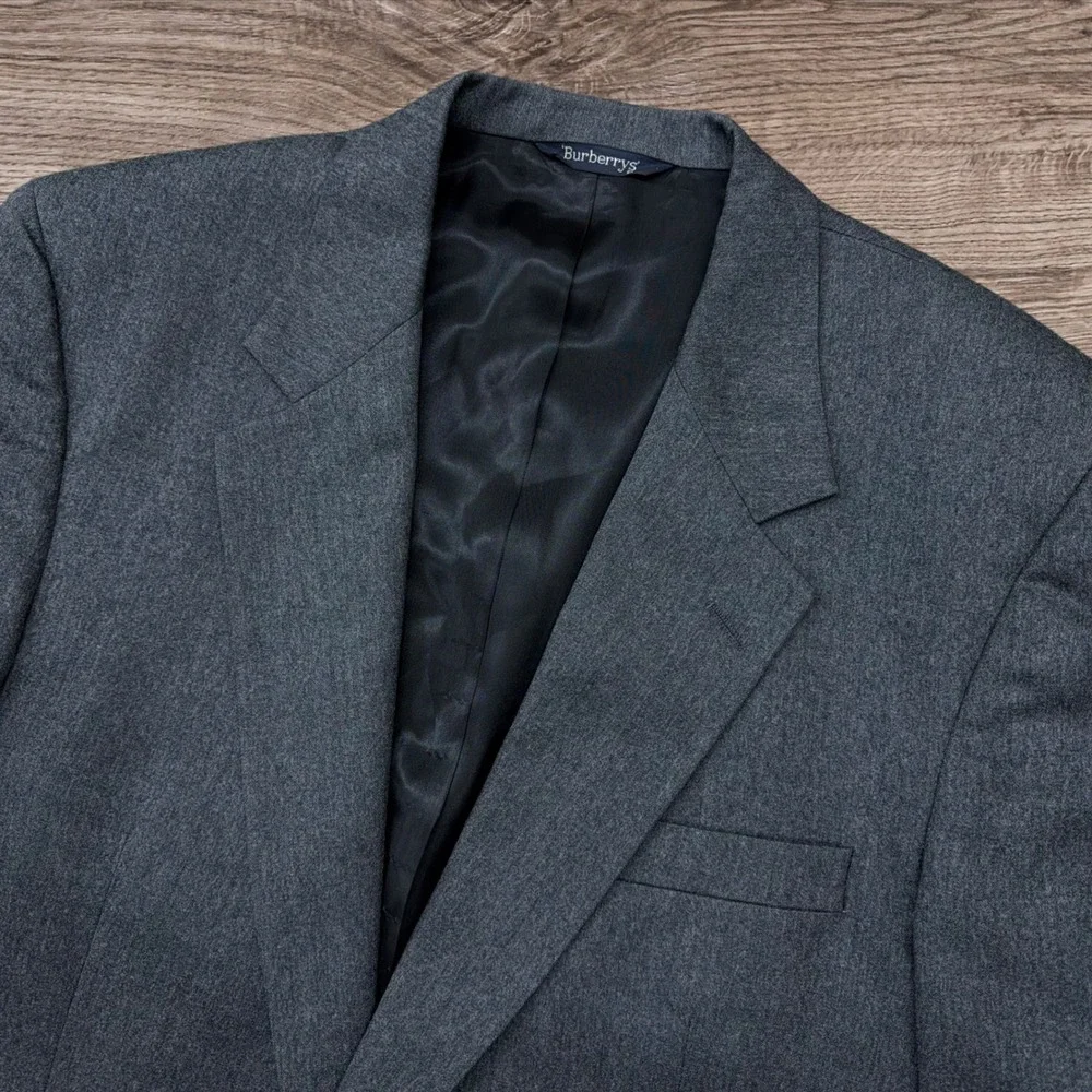 Burberrys Vintage Mens Pure Wool Blazer Sport Coat Charcoal Gray USA Made 44R