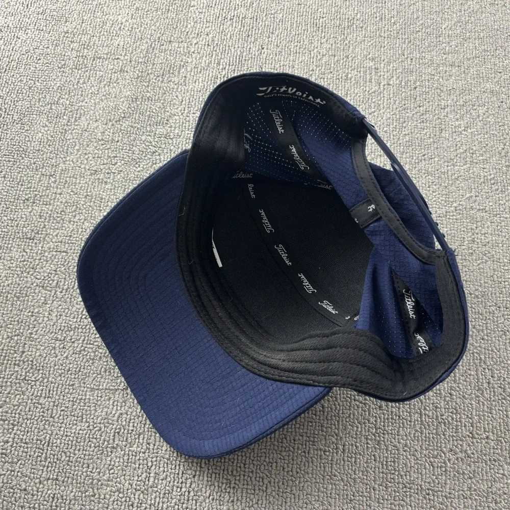 Titleist hat adult