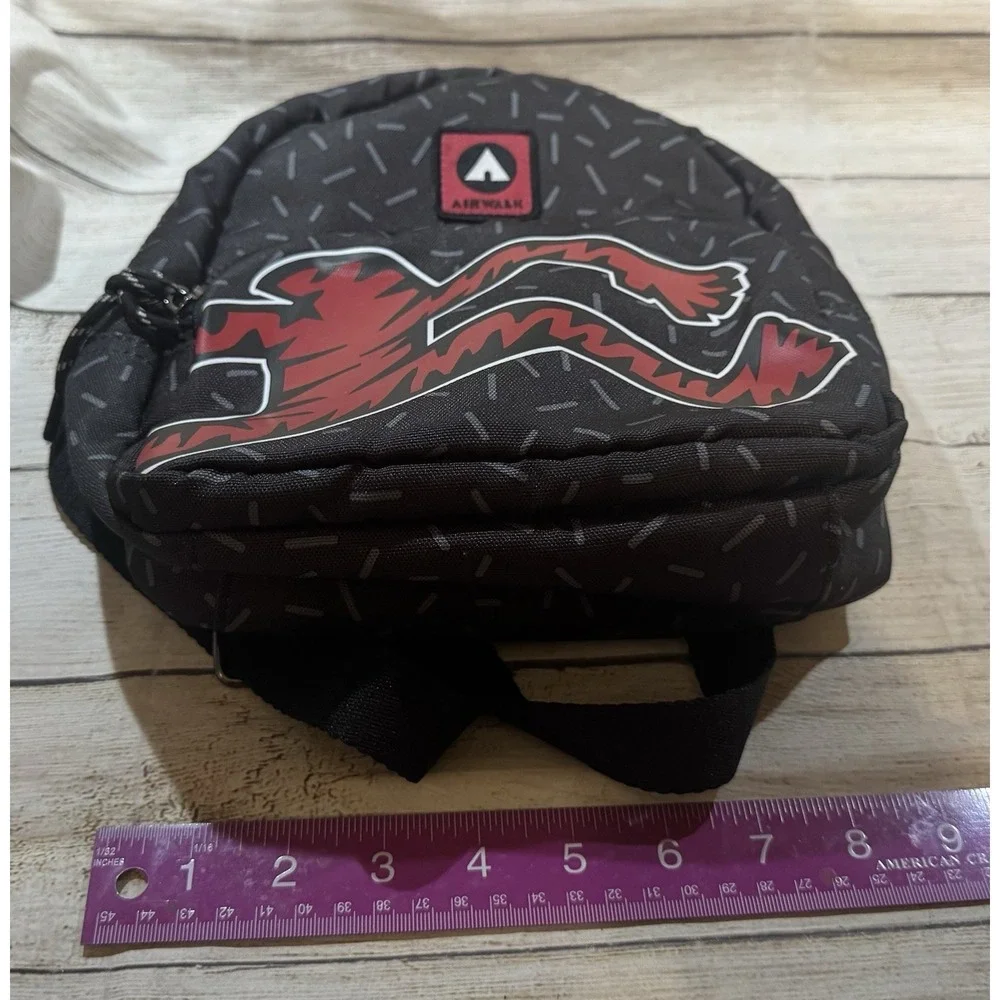 Airwalk Running Man Black & Red Small Bookbag Backpack GREAT DEAL TbH2