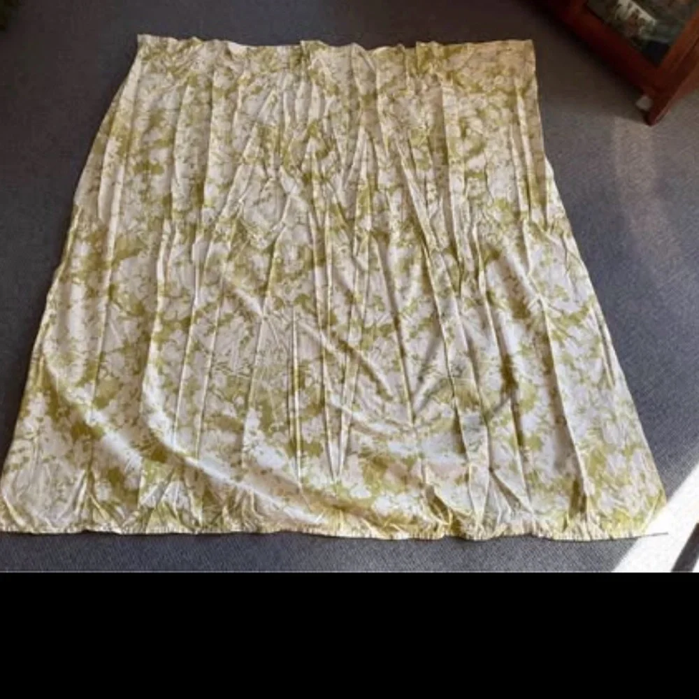 Target Home fabric shower curtain 69” wide 66”long green modern cotton ginkgo