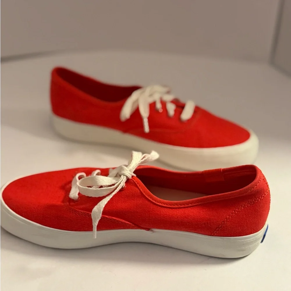 Keds bold red