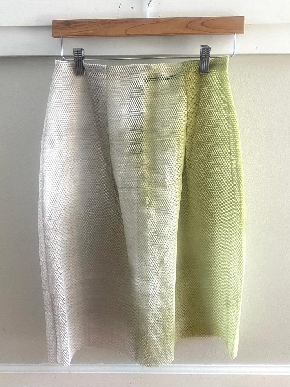 Elie Tahari elie tahari