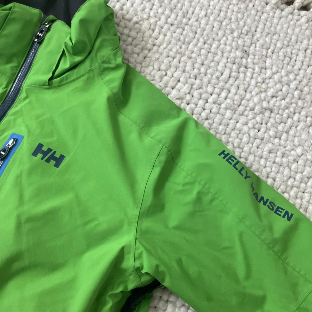 Helly Hansen hood has