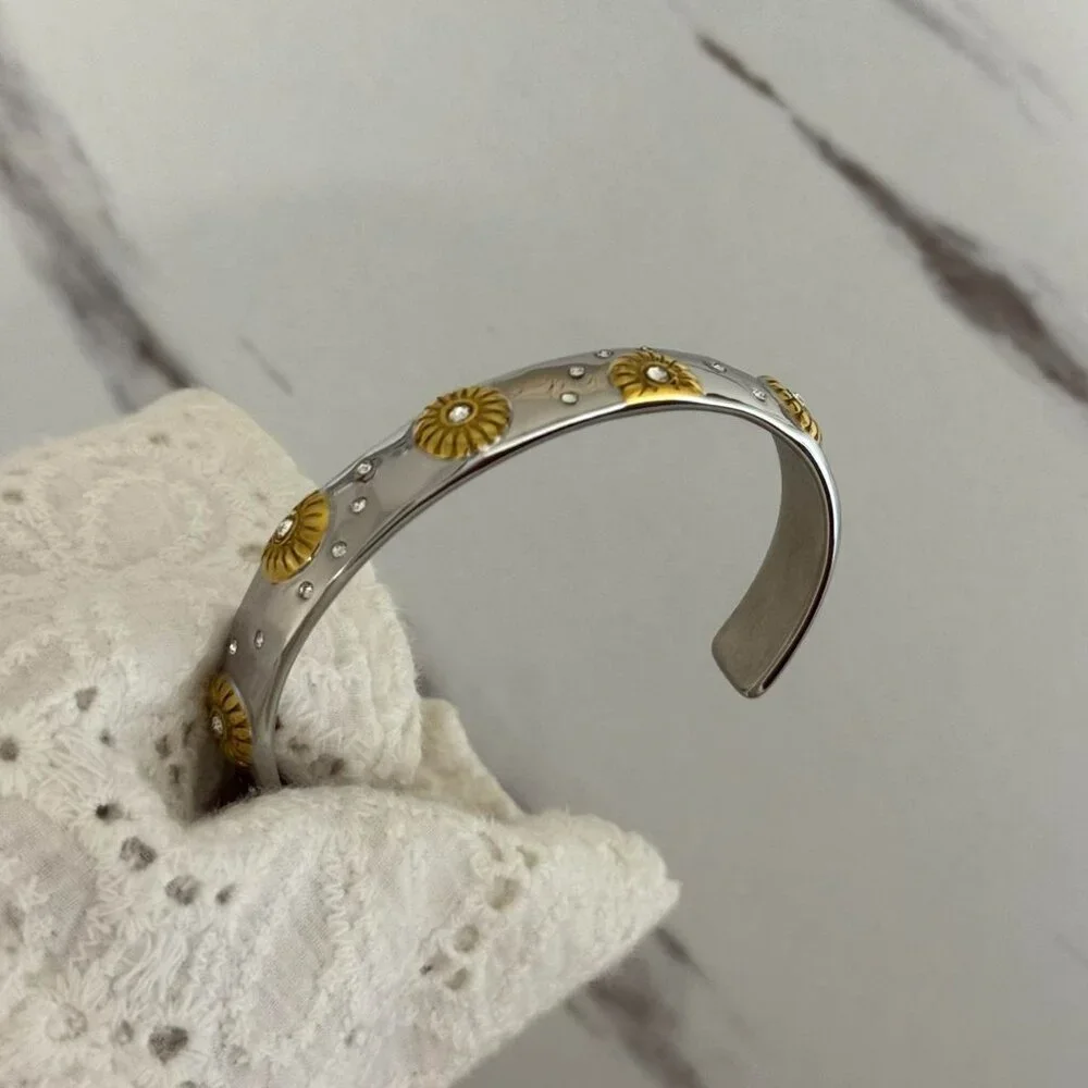 Sku0172 Casual Silver Moon Shape Women Fashion Bracelet Stainless steel+gift bag