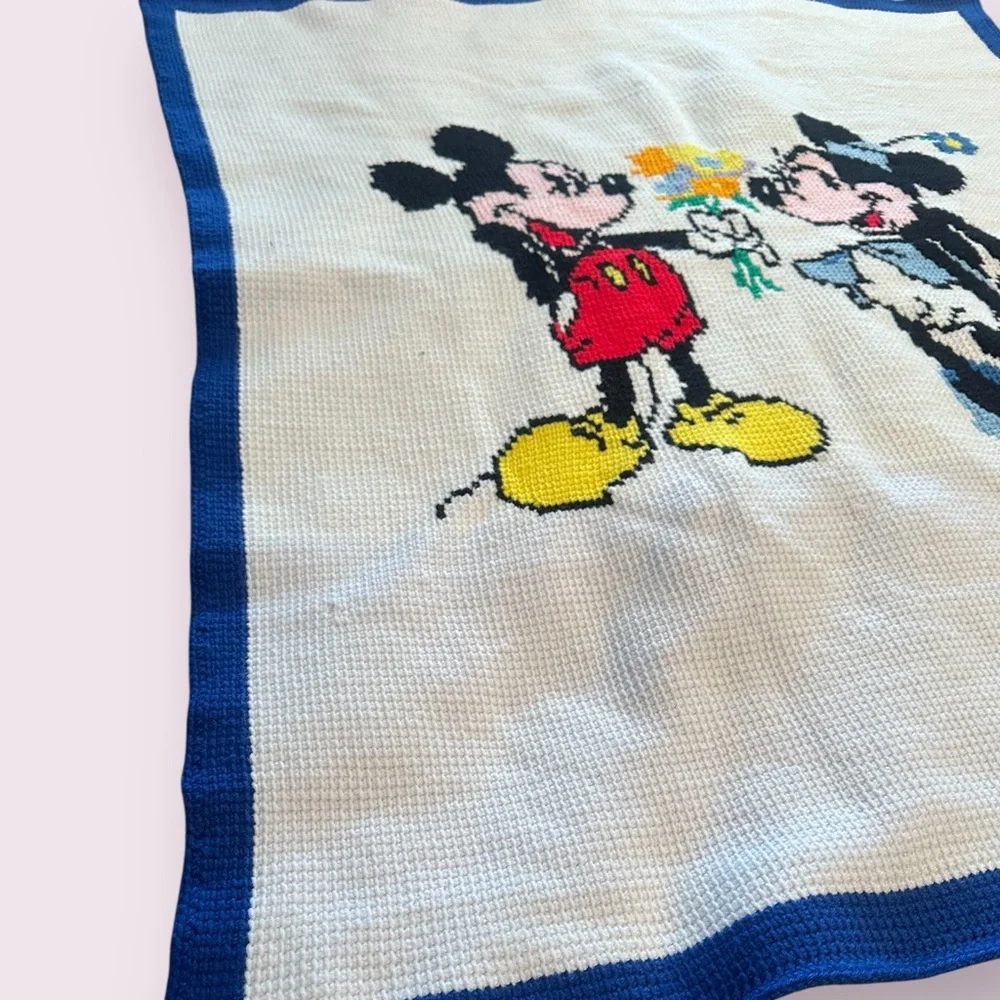 Vintage Handmade Mickey & Minnie Mouse Crochet Knit Blanket Throw Decor 40 x 47