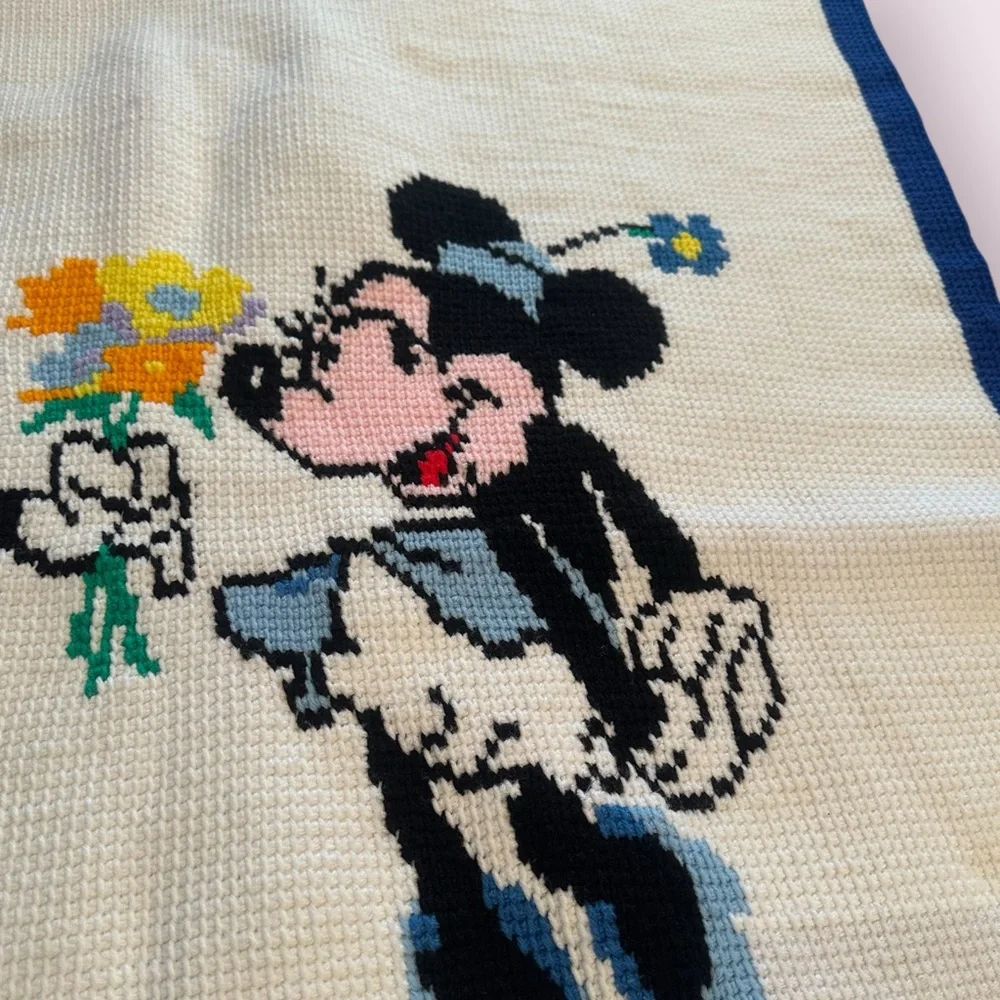 Vintage Handmade Mickey & Minnie Mouse Crochet Knit Blanket Throw Decor 40 x 47