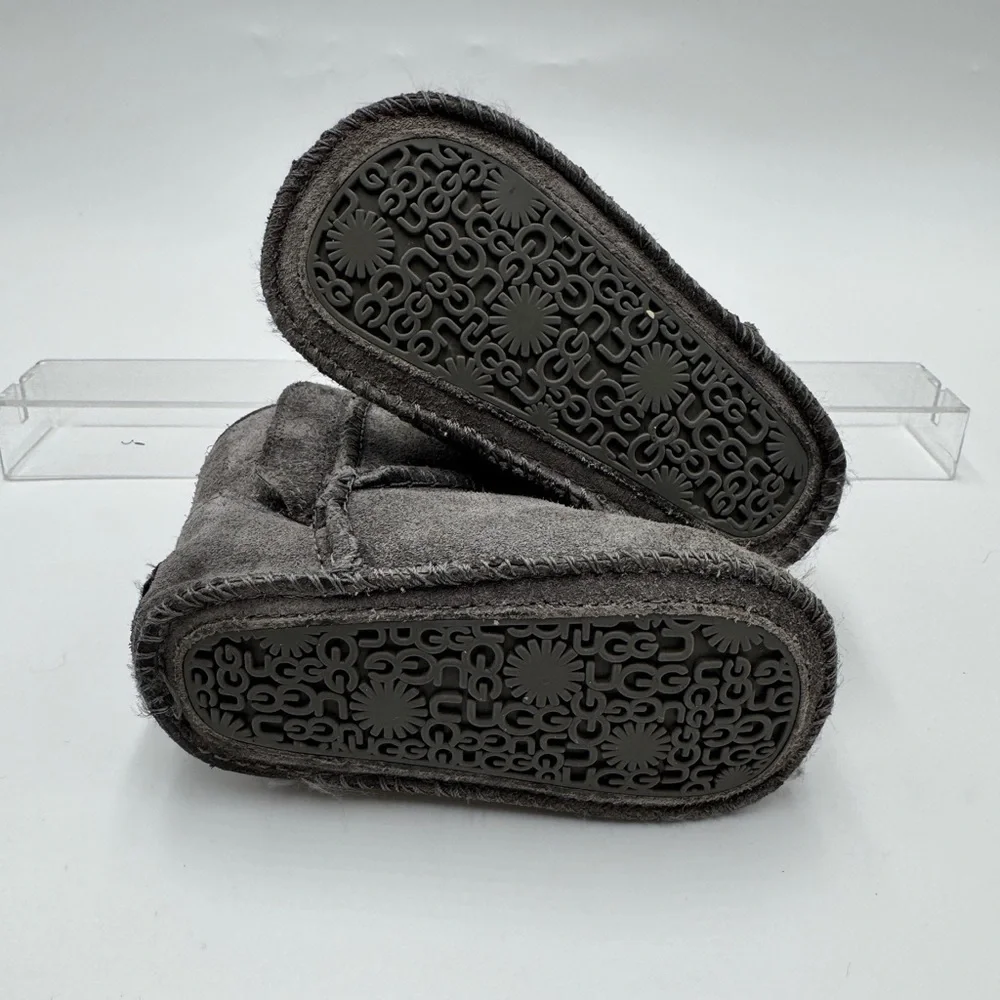 UGG soft warm