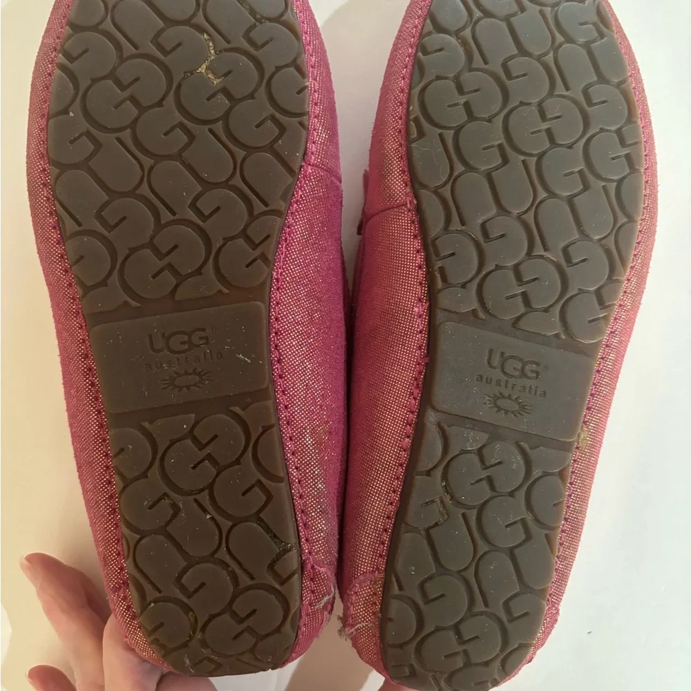 UGG chic pink