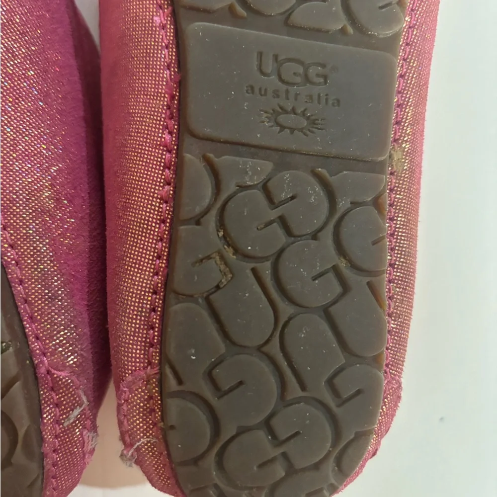 UGG chic pink