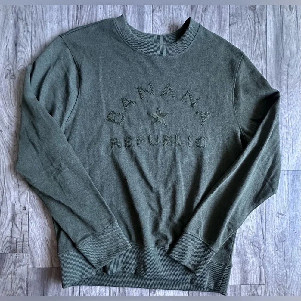 Banana Republic fabric layering sweater